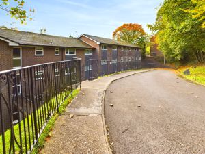 FRONT DRIVEWAY & ASPECT- click for photo gallery